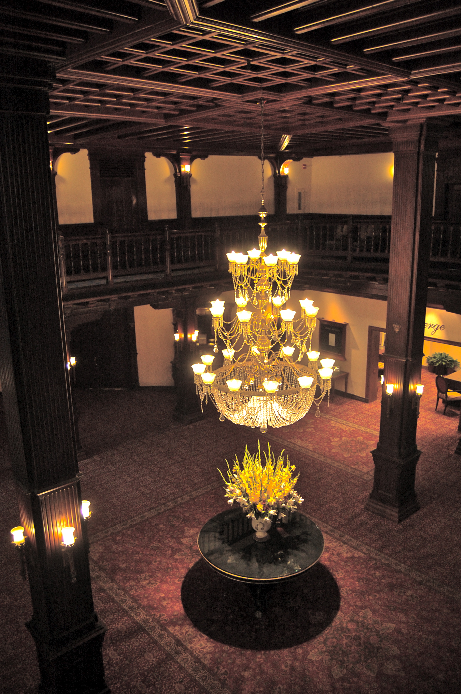 Del Lobby Chandelier